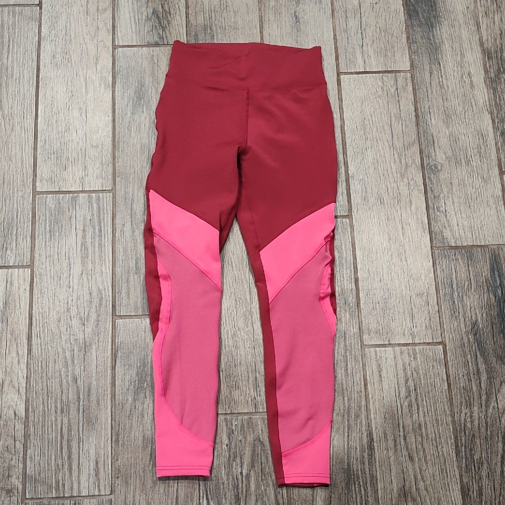 POP Fit Women's Leggings in Red and Pink Size Medium Pockets